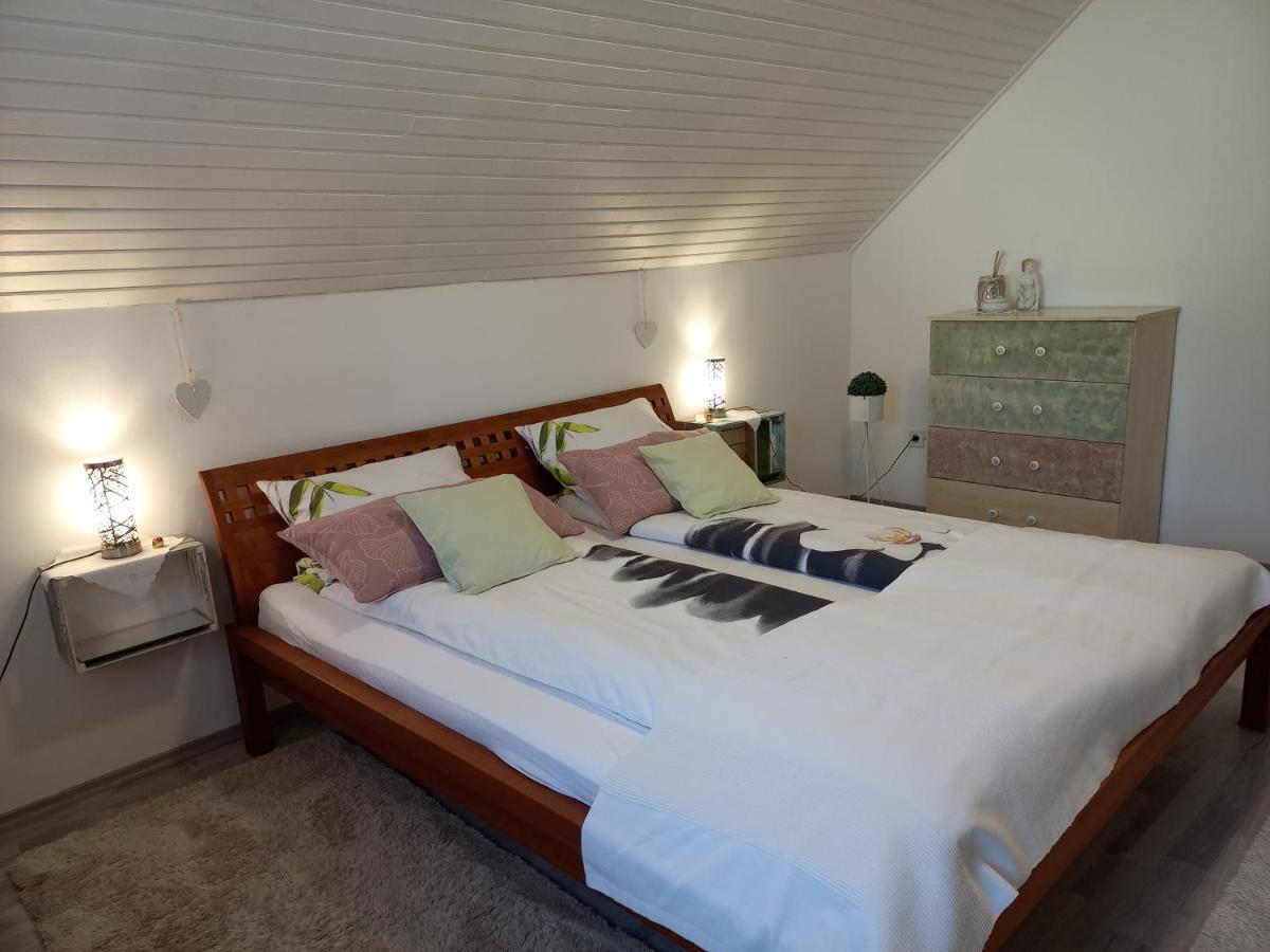 Sommerhaus Veszprém Екстериор снимка